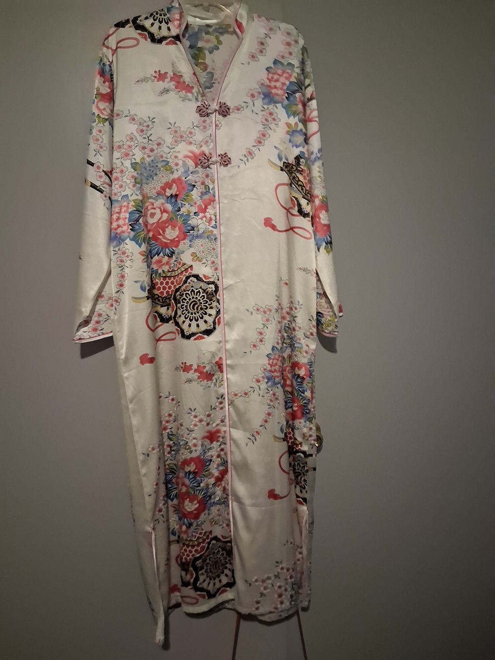 SHANG HAI CITY- Ivory Floral Satin Long Robe with Mandarin Collar